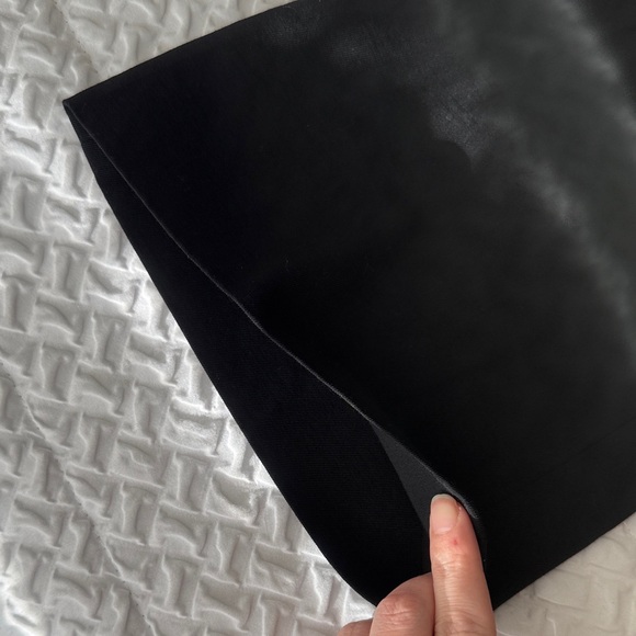 Gucci Black Women's Slacks - Picture 15 of 15